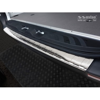 Накладка на задний бампер Mercedes Sprinter W907 (2018-) бренд – Avisa главное фото